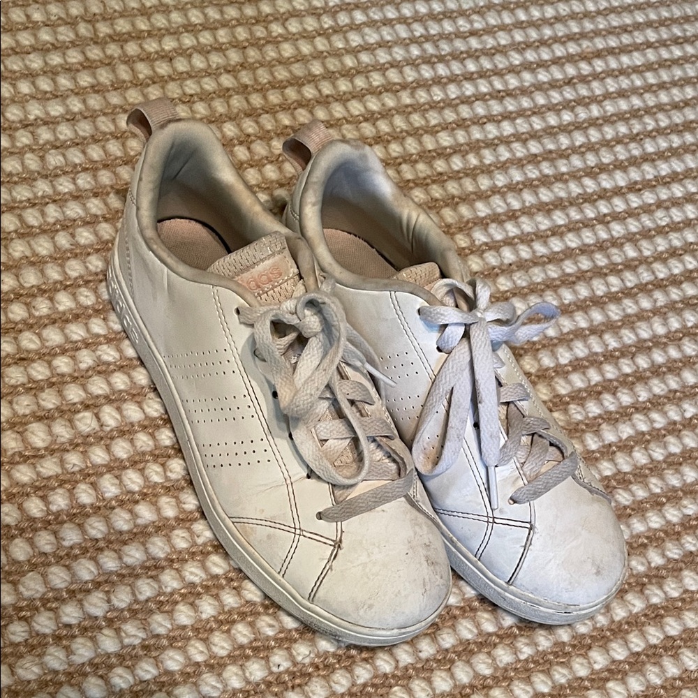 Adidas NEO Advantage Off-White Casual Sneakers